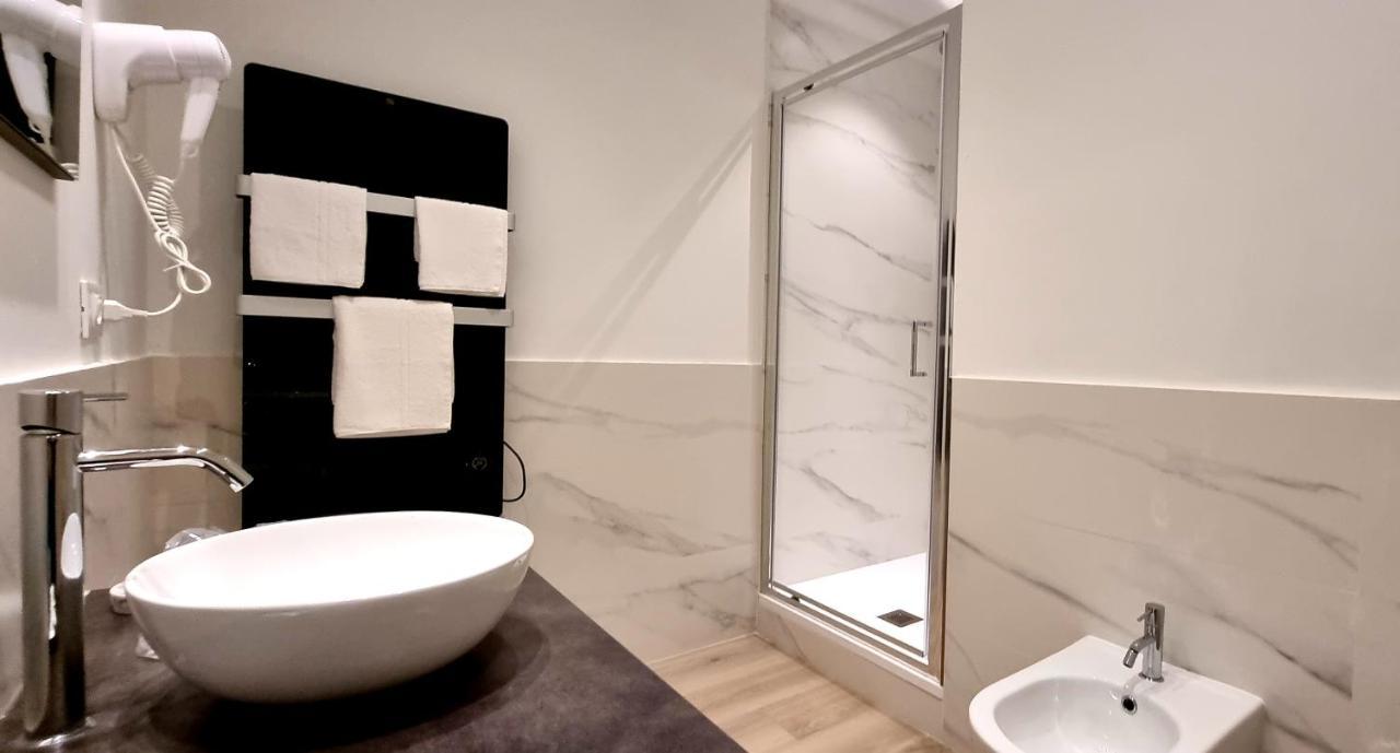 B&B Lorena Suites Florenz Exterior foto