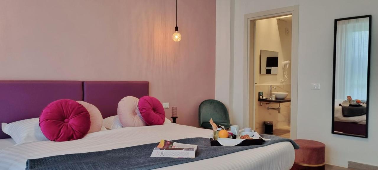 B&B Lorena Suites Florenz Exterior foto